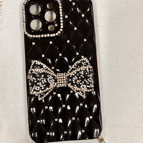 🌹iPhone 13 Pro Max Elegant Black Rhinestone Bow Phone Case - Picture 3 of 7